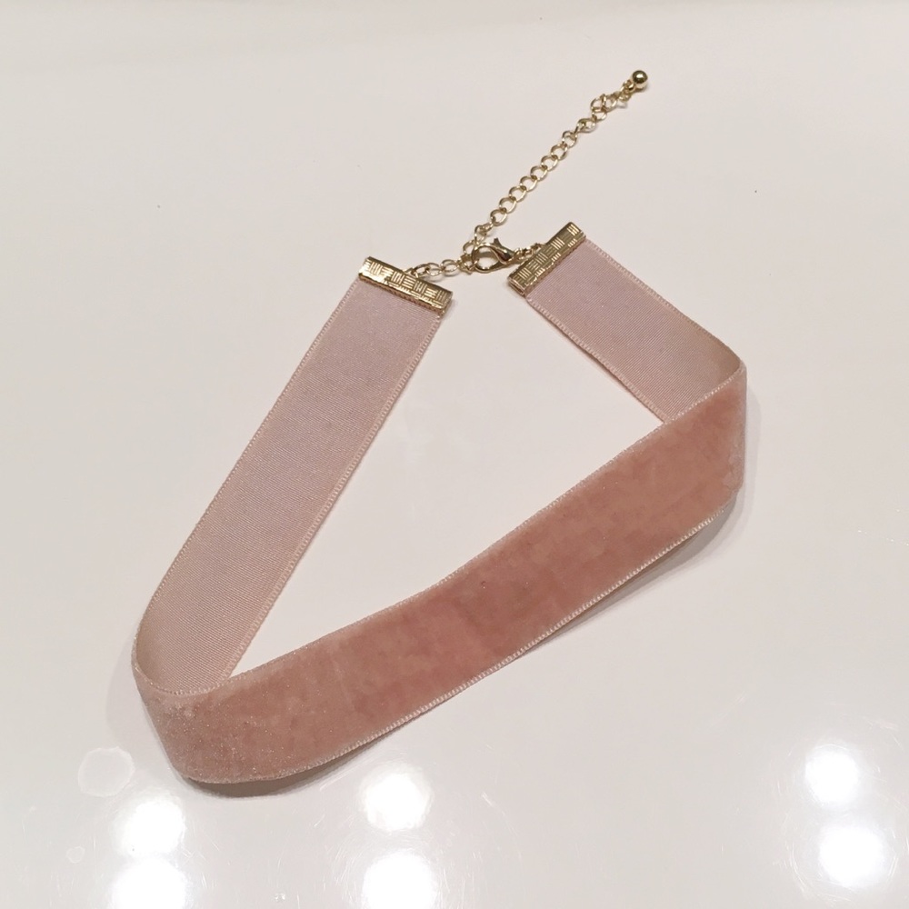 ❌sold❌Mauve velvet choker - Picture 3 of 5